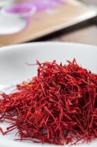 Asadabadis produce saffron once a year , Iranian saffron, saffron harvest, saffron cultivation, economic prosperity in saffron, medicinal plants, Asadabad saffron harvest, saffron harvest from farms in Asadabad, saffron export, Iranian saffron export