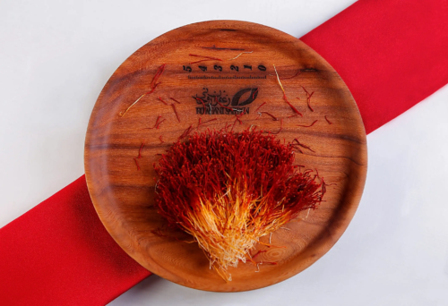 Saffron thread bundle – traditional uncut saffron filaments
