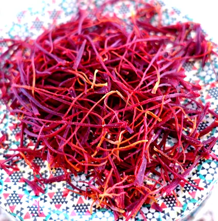 Has saffron become a migratory plant , Saffron became a migratory plant, Saffron harvest, Saffron cultivation, Economic prosperity in saffron, Medicinal plants, Saffron is a migratory plant