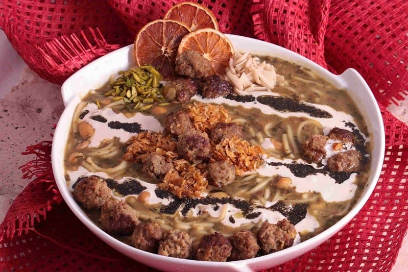 Kerman noodle soup recipe (Ash reshteh) with delicious saffron , Kerman noodle soup with saffron, Kerman noodle soup, local food, how to prepare different types of Ash, cooking training with saffron