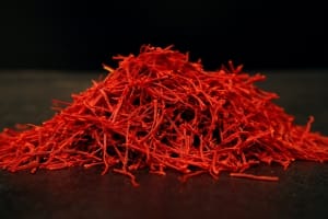 Prediction of harvesting 600 kg of saffron from Kashan farms , Iranian saffron, saffron harvest, saffron cultivation, economic prosperity in saffron, medicinal plants, Saffron harvest in Kashan, saffron harvest in Kashan farms