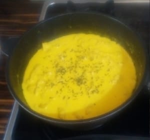 Recipe for cooking chicken and yogurt stew with saffron,Chicken and yogurt stew with saffron, chicken and yogurt stew, local food, how to prepare chicken and yogurt stew with saffron, tips for cooking chicken and yogurt stew with saffron, how to prepare different types of stew, cooking training with saffron, yogurt sauce