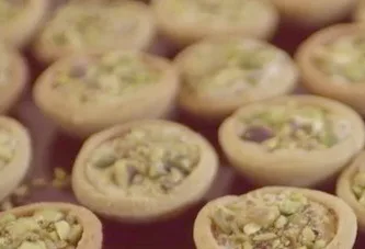 Recipe for delicious dessert of Dry milk halva with saffron, Types of Halva with Milk, How to Make Arabic Halva, Delicious Dessert Recipe, Dry Milk Halva, Dry Milk Halva with Saffron