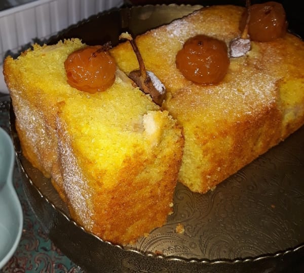 recipe for baking pear cake with Iranian saffron, Pear cake with Persian saffron, Pear cake, Pear cake with saffron, Local food, How to prepare elephant pear cake with Iranian saffron, Tips for baking pear cake with Iranian saffron, How to prepare different types of cakes, Cooking training with saffron